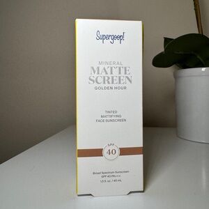 Supergoop! Mineral Mattescreen SPF 40 - Golden Hour - NEW